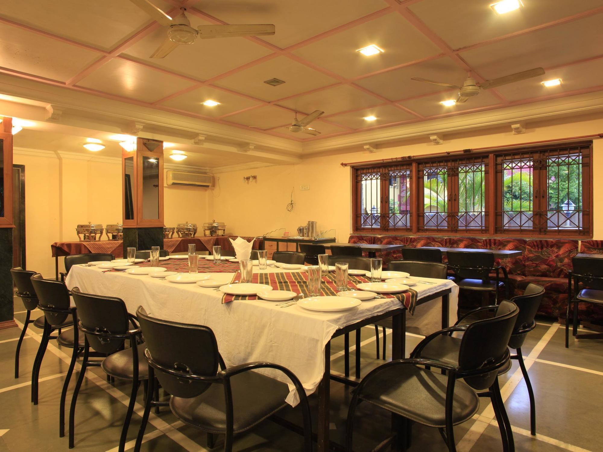 Hotel Sahyadri Alibag Exteriér fotografie